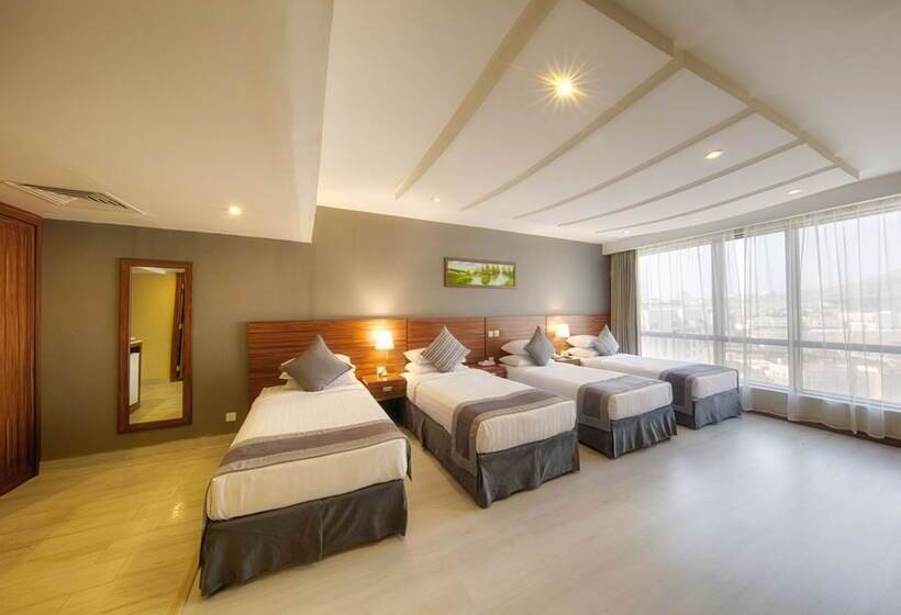 اتاق استاندارد چهار تخته, Al Safwah Orchid