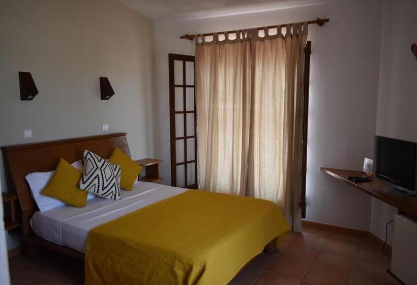 اتاق استاندارد با چشم‌انداز دریا, Guest House Orquidea