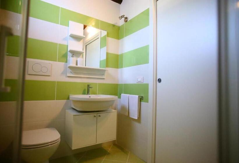 Номер Стандарт, I Grilli B&b