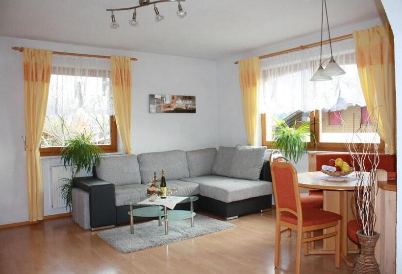آپارتمان 2 خوابه, Appartements Schusterhof