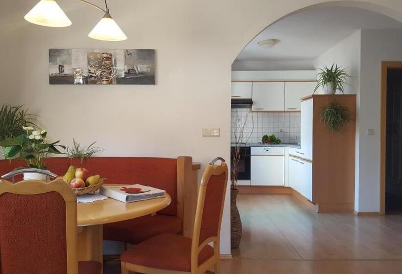 آپارتمان 2 خوابه, Appartements Schusterhof