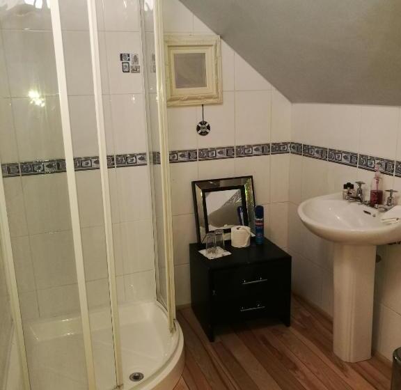 Номер Deluxe, Assaroe House