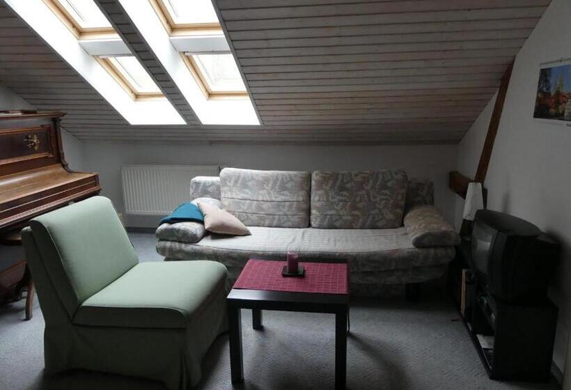 Номер Стандарт, Gästezimmer John