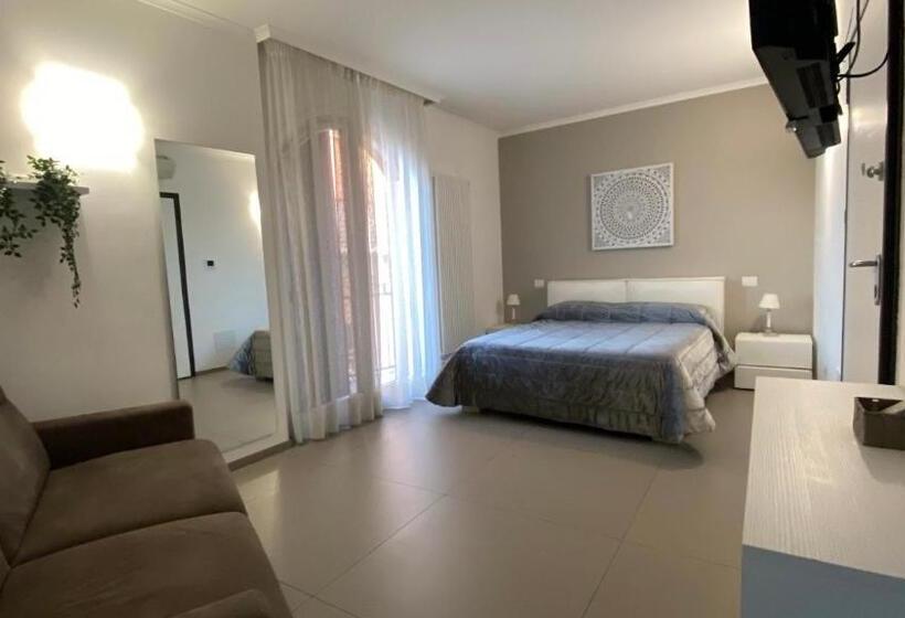 Quarto Quadruple Standart com Varanda, B&b Belvedere