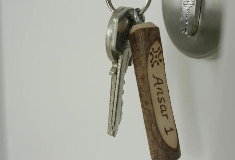 Apartamento 2 Dormitórios, Pensión El Ansar