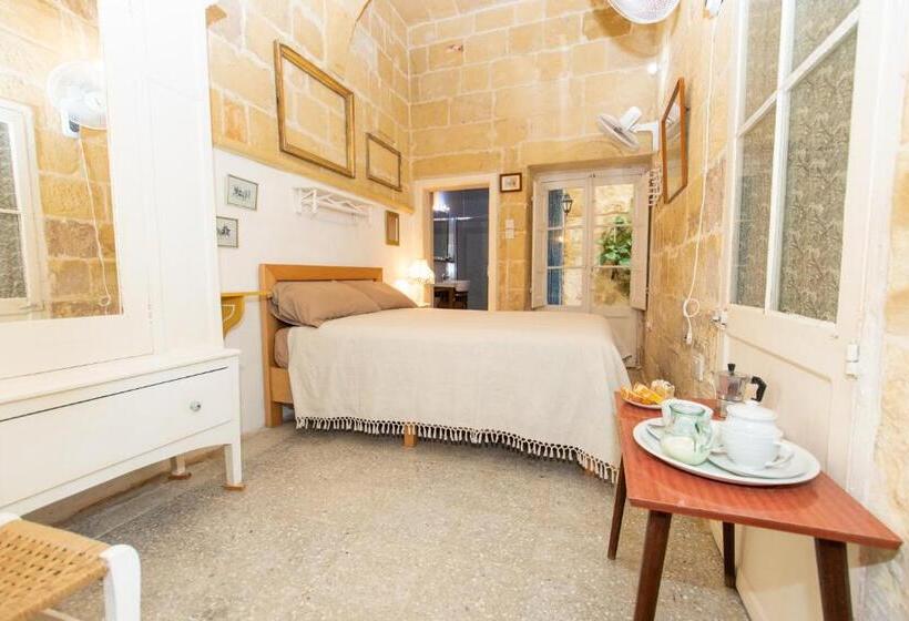اتاق استاندارد, Maria Townhouse Heart Of Victoria B&b