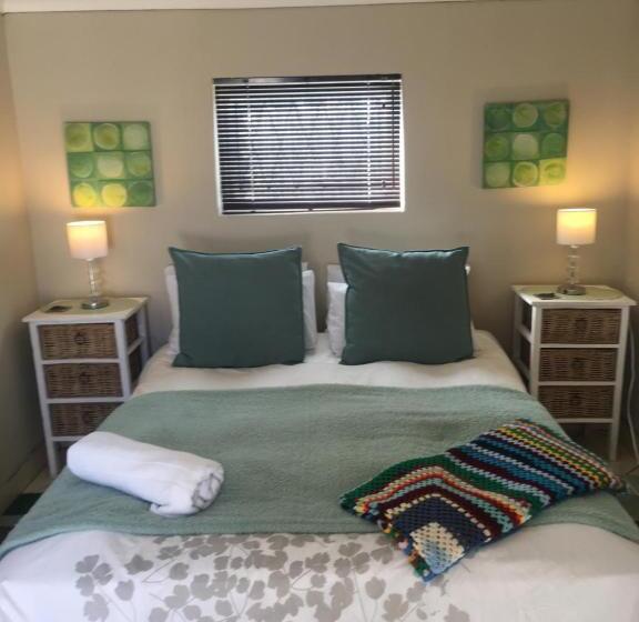 キングサイズベッドのデラックススイート, Walmer Heights Guest House