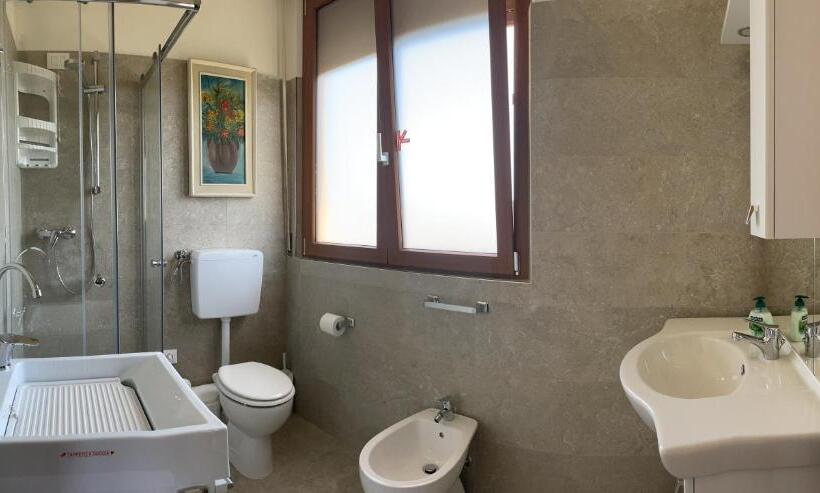 اتاق استاندارد, Casa Vacanze Affittacamere Senigallia 158