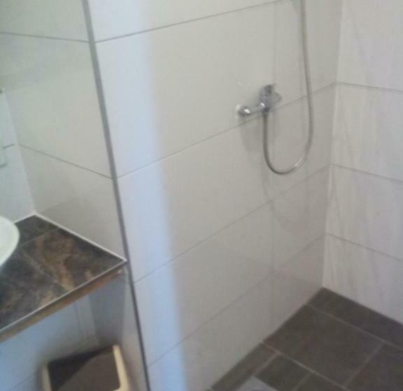 Номер Стандарт, Pension Gasthaus Zum Pegel