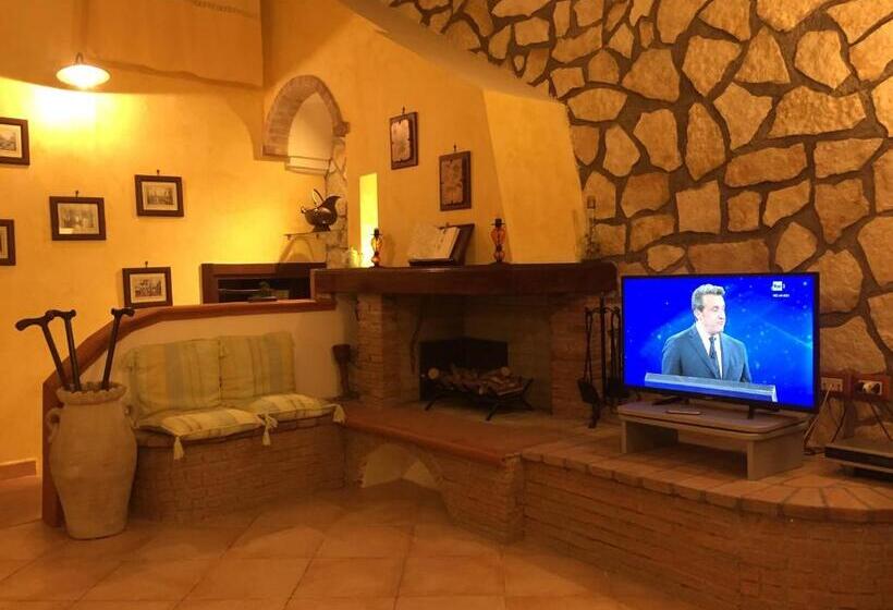 آپارتمان 1 خوابه, Residenza Antico Borgo Del Pozzo