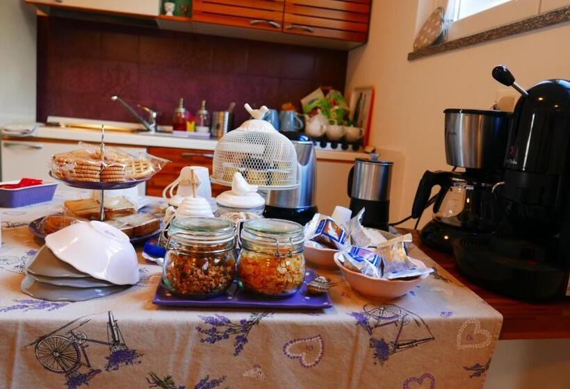 اتاق استاندارد, B&b Ai Tre Archi