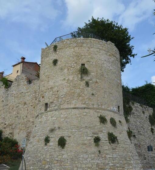 Номер Стандарт, Il Torrione