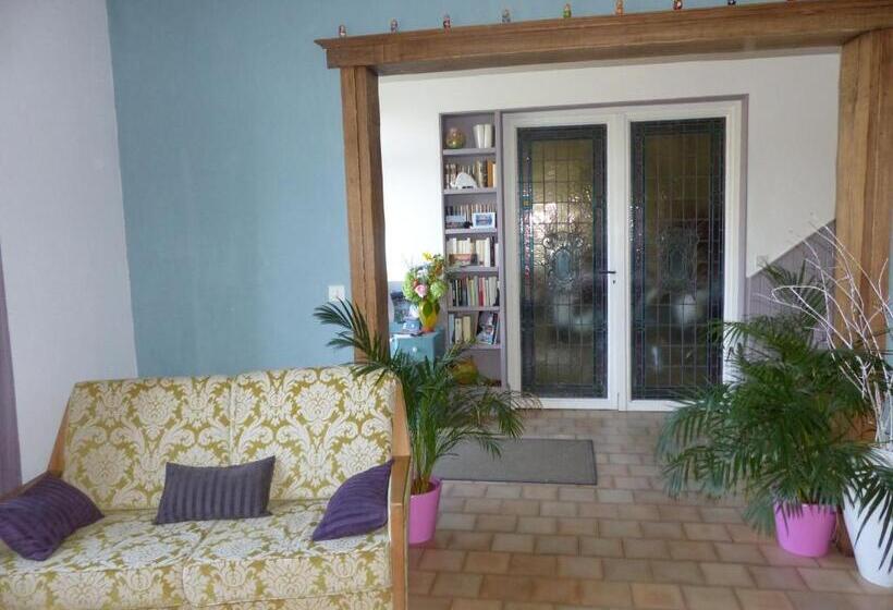 Семейный Номер Вид на Сад, Manoir De La Vigneraie