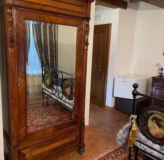 اتاق استاندارد سه نفره, Antiche Dimore San Felice