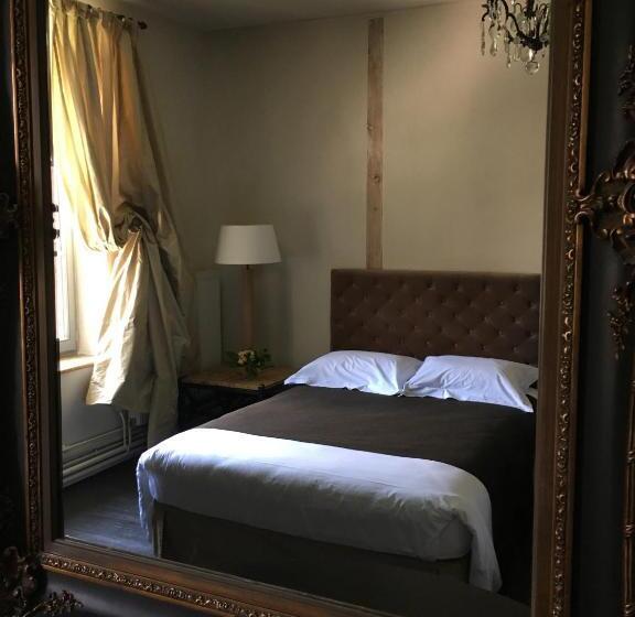 Семейный Номер, Chateau Saint Vincent