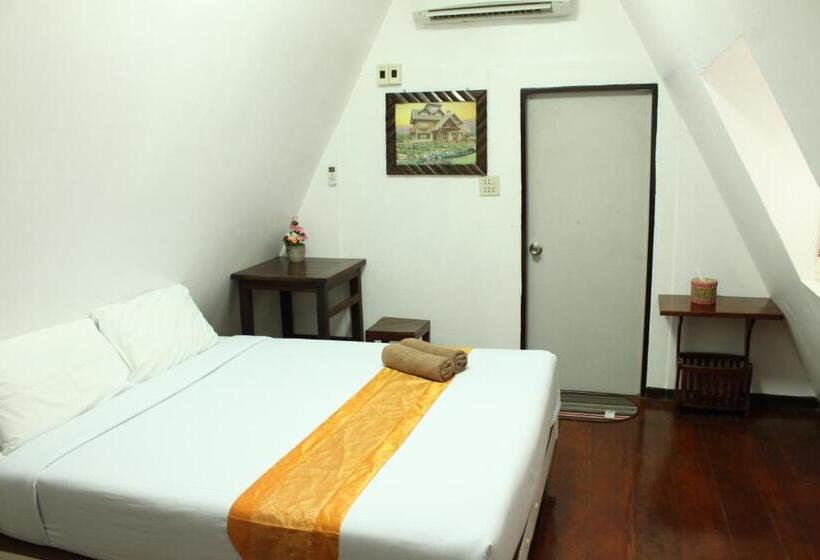 بانگلوی استاندارد, Baansuan Lychee Maeklong Resort Ampawa