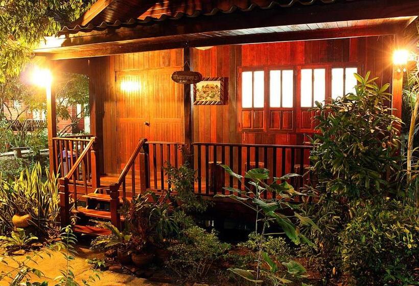 اتاق خانوادگی, Baansuan Lychee Maeklong Resort Ampawa