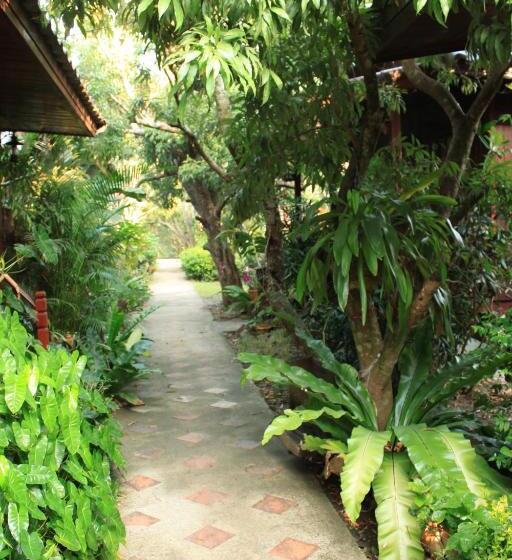 اتاق خانوادگی, Baansuan Lychee Maeklong Resort Ampawa