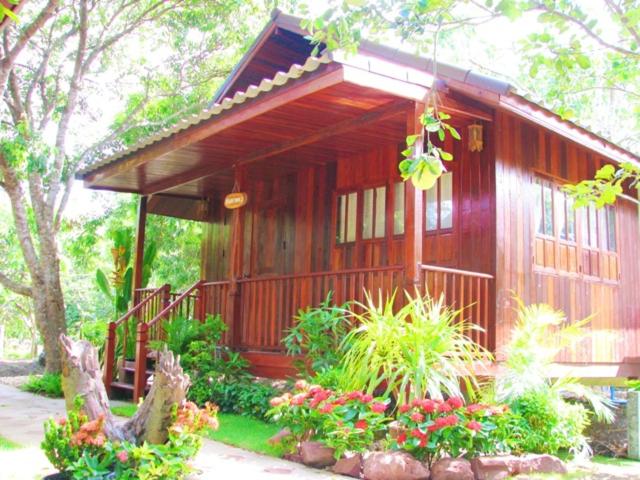 اتاق خانوادگی, Baansuan Lychee Maeklong Resort Ampawa