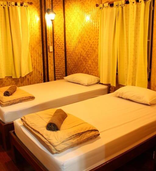 اتاق استاندارد چهار تخته, Baansuan Lychee Maeklong Resort Ampawa