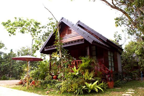 اتاق استاندارد با بالکن, Baansuan Lychee Maeklong Resort Ampawa
