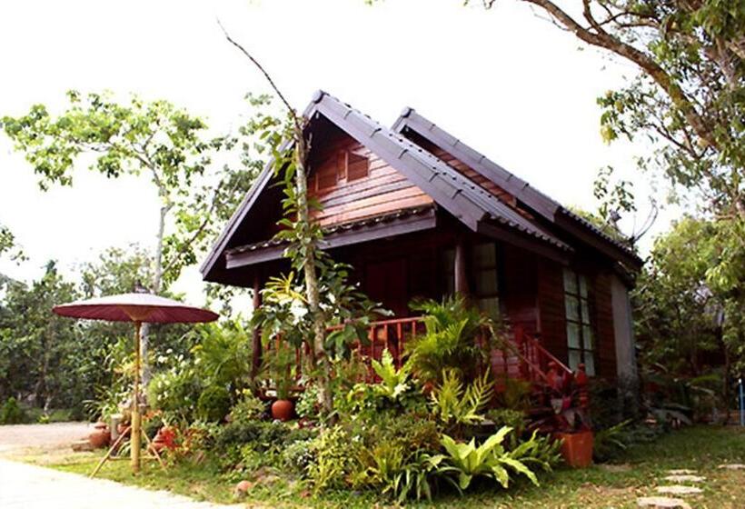 اتاق استاندارد با بالکن, Baansuan Lychee Maeklong Resort Ampawa