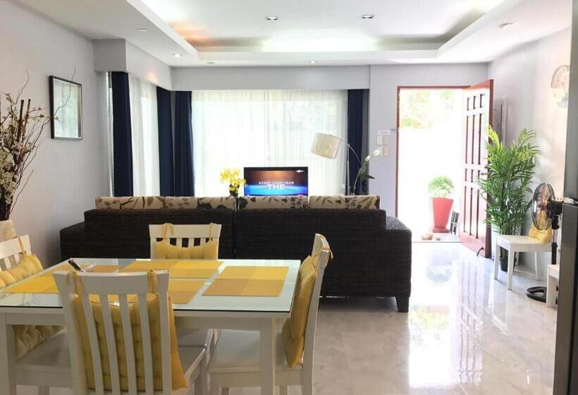 Президентский Люкс, Anavada Apartment   Davao City
