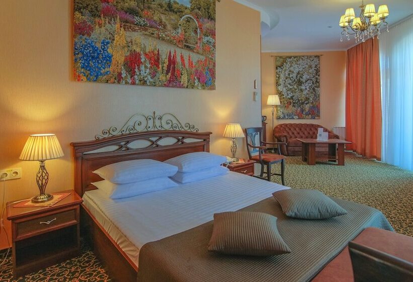 اتاق لوکس با چشم‌انداز, Premier Hotel Palazzo