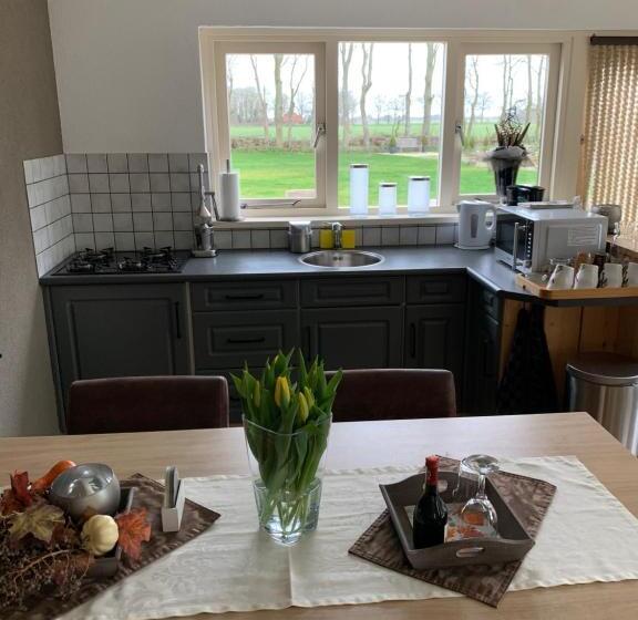خانه 1 خوابه, Skoallehus Vakantiewoning