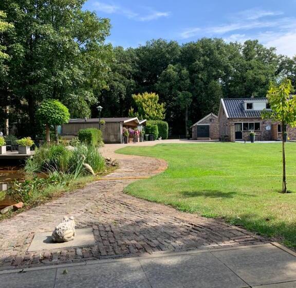 خانه 1 خوابه, Skoallehus Vakantiewoning
