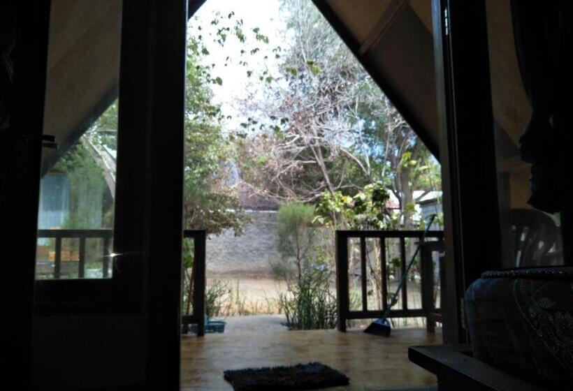 スタンダードインサイドビュールーム, Pondok Anjani