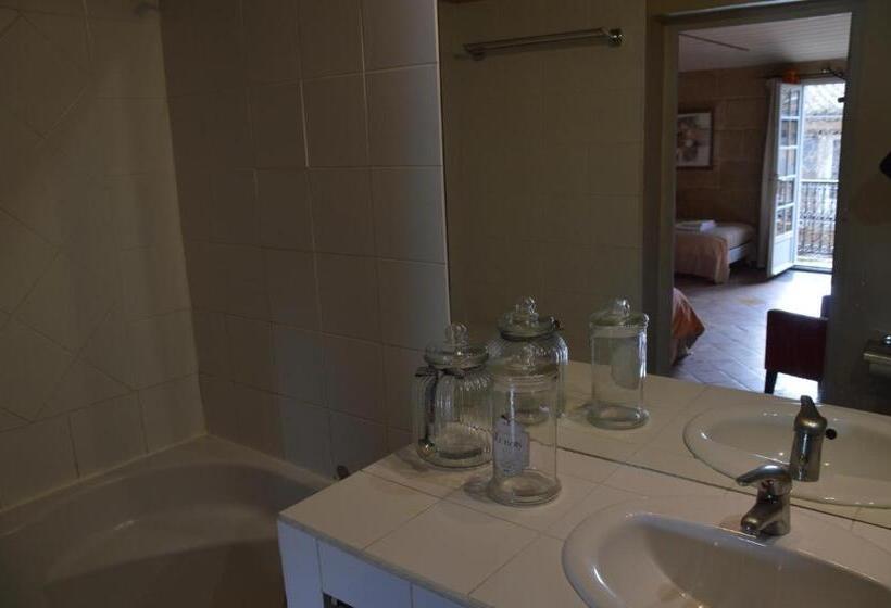 اتاق استاندارد با بالکن, La Paillère Chambres D Hôtes
