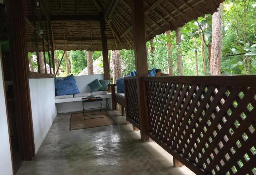스탠다드 룸, Sang Tong Huts
