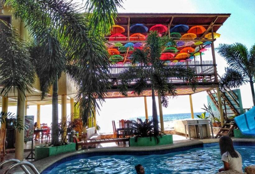 Номер Deluxe Вид на Море Боковой, Sascha S Resort Oslob