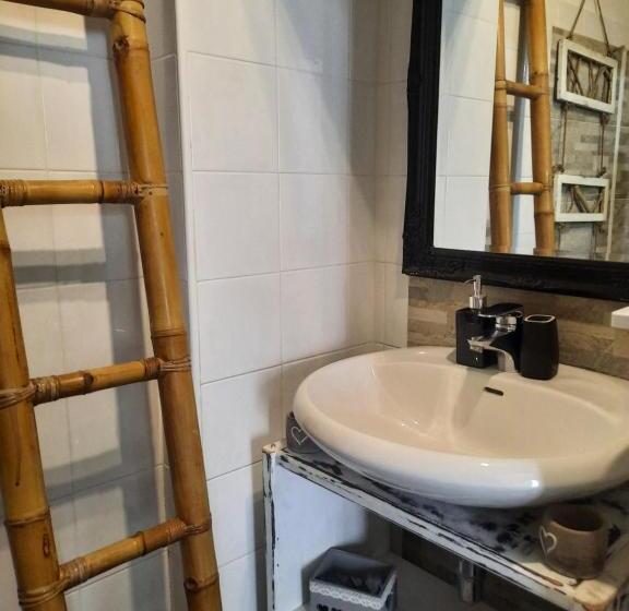 آپارتمان 1 خوابه همکف, B&b Letizia