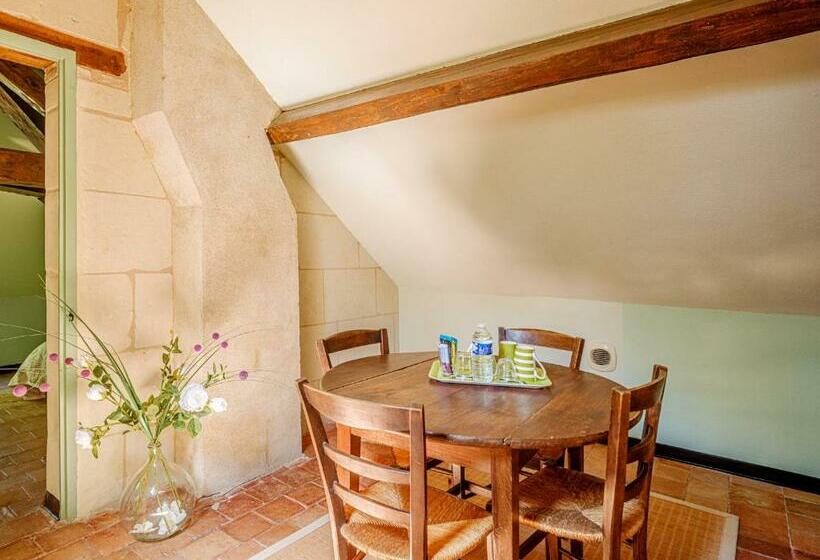 اتاق خانوادگی, Clos Du Bois Brard B&b