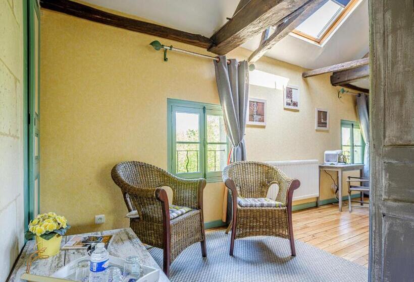 اتاق استاندارد سه نفره, Clos Du Bois Brard B&b