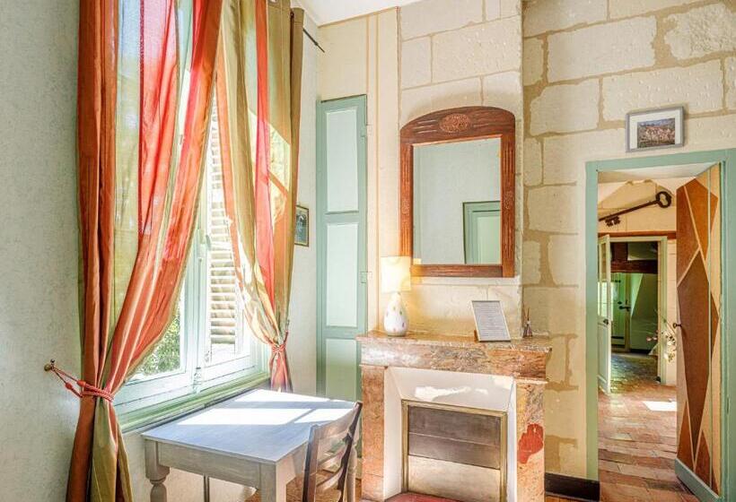 اتاق خانوادگی, Clos Du Bois Brard B&b