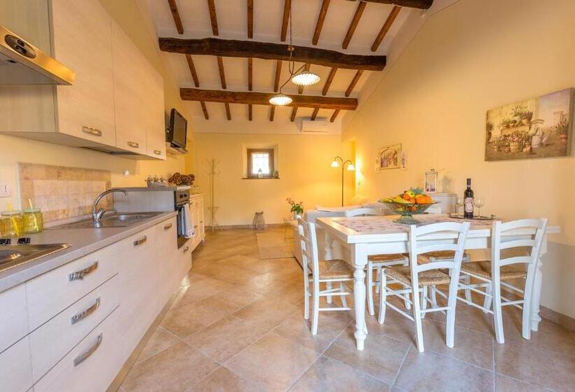 2 Bedroom Apartment Garden View, Terra Di Cortona