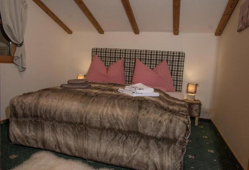 Apartamento 1 Dormitório com Sacada, Landhaus Alpenjuwel