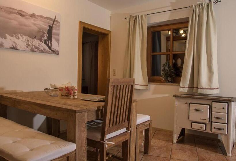 Apartamento 2 Dormitórios, Landhaus Alpenjuwel