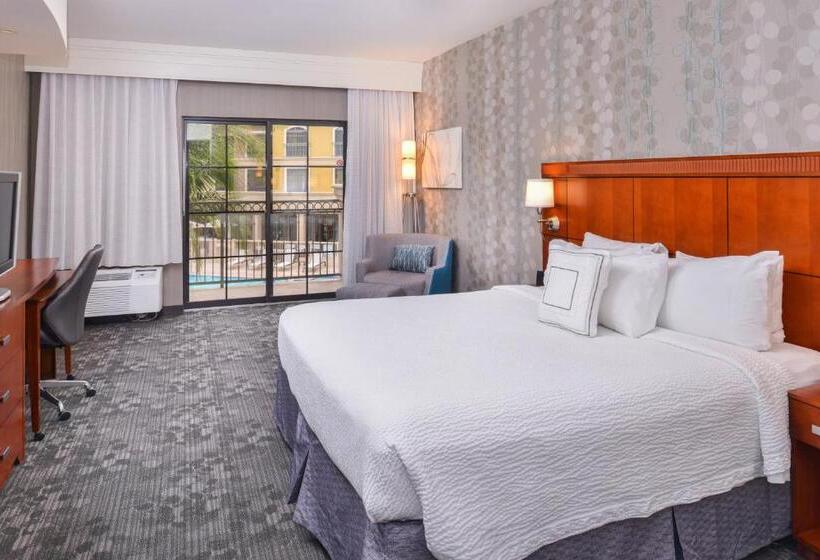 带大床的标准间, Courtyard By Marriott San Luis Obispo