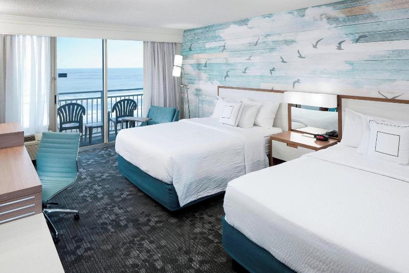 اتاق استاندارد با بالکن و چشم‌انداز دریا, Courtyard Virginia Beach Oceanfront/north 37th Street