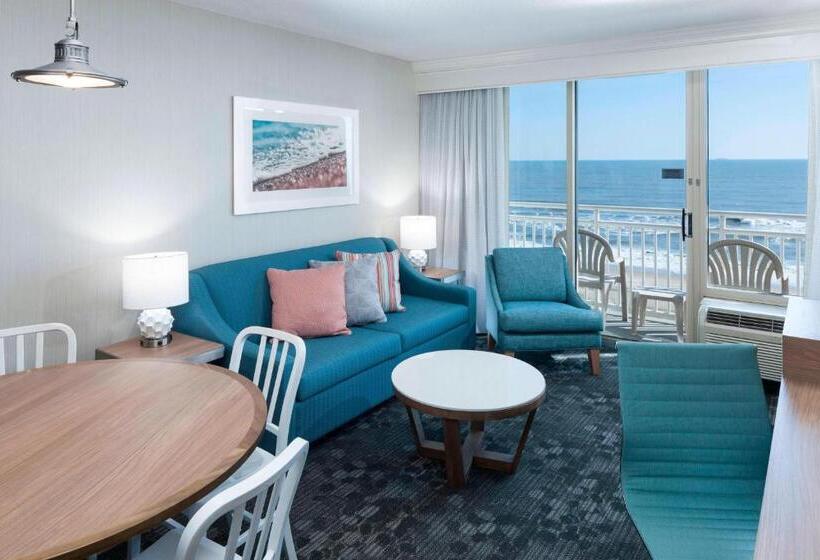 سوییت با چشم‌انداز دریا, Courtyard Virginia Beach Oceanfront/north 37th Street
