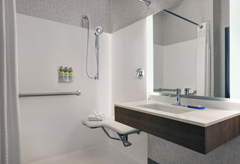 스탠다드 룸, Holiday Inn Express Newport, An Ihg