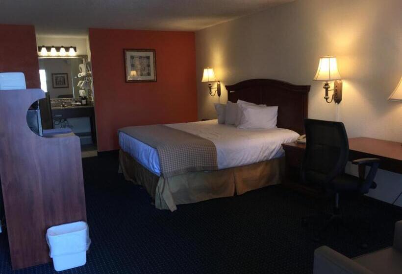 Стандартный Номер Кровать Кинг, Baymont By Wyndham Rocky Mount I95