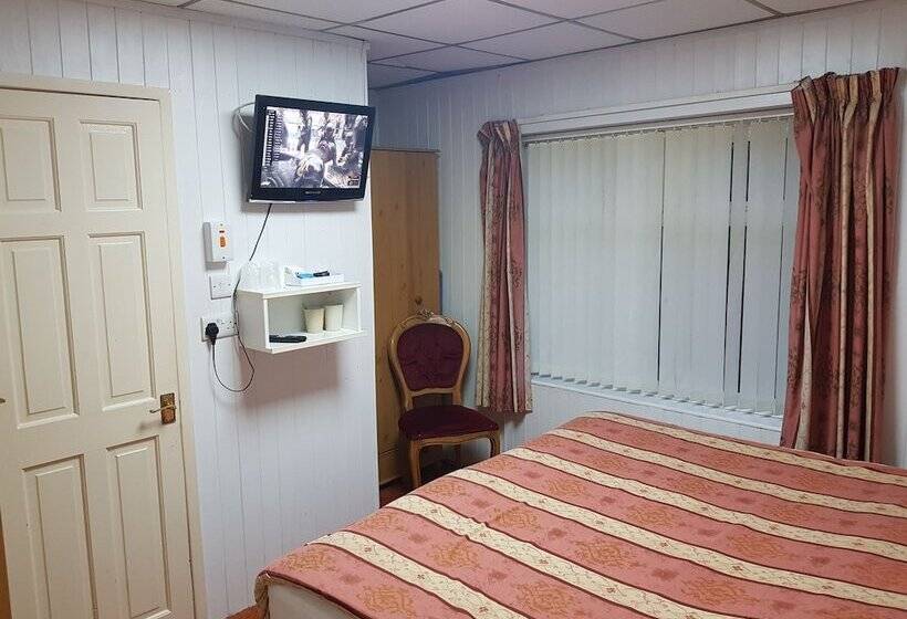 Quarto Estandar, The Albany