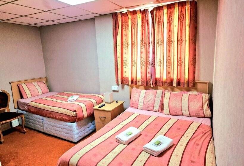 Quarto Triplo Estandar, The Albany