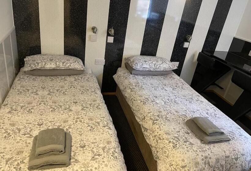 Номер Deluxe, Bentleys