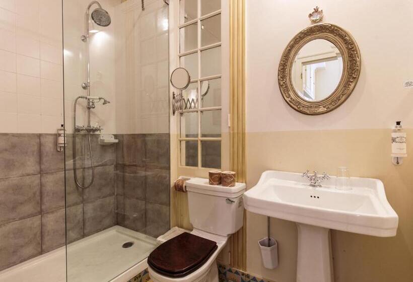 Quarto Basic, Independente Príncipe Real